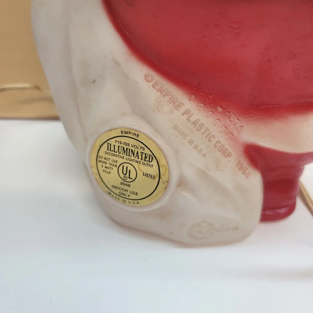 Vtg 1968 Empire Plastic Santa Claus Blow Mold Tabletop Light 13.25
